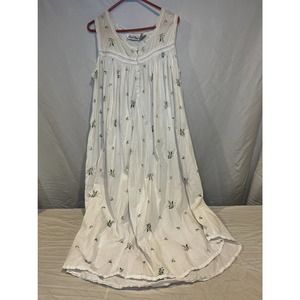 Vintage Sarah Spencer Floral Print Full Length Night Gown